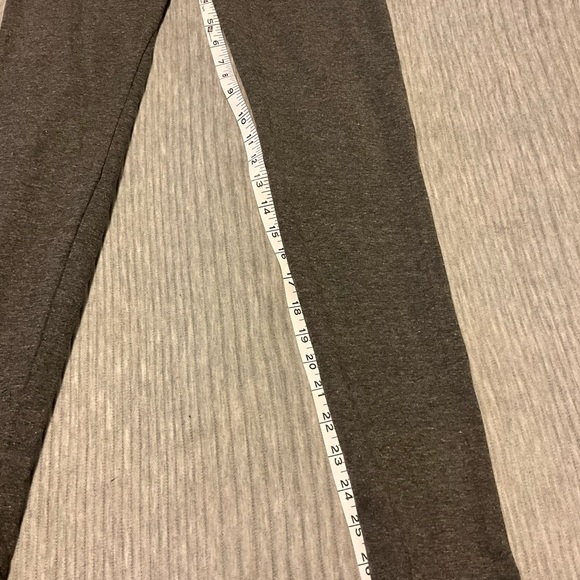 Maternity Oh Mamma Gray Leggings Size M - Picture 4 of 8